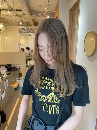 セミロング カラー 内村 太陽のヘアスタイル