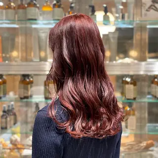 ロング カラー 山﨑 心優のヘアスタイル