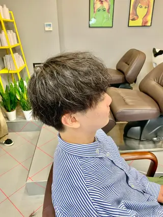 ショート メンズ メンズサロン アソビ所属・【扱いやすいパーマ】 眞鍋拓己のヘアスタイル