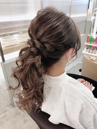 ロング 艶カラー🩶縮毛矯正 辻紗耶加のヘアスタイル