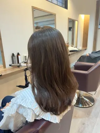 ロング カラー 工藤 梨花のヘアスタイル