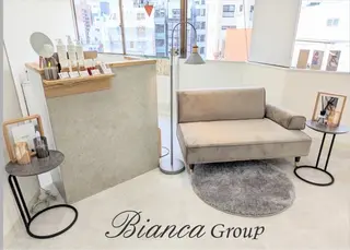 ネイル Bianca🩶 SHIONOのネイルデザイン