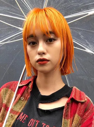 カラー SALOWIN所属・ブリーチ✨ ボブ✨レイヤーのヘアスタイル