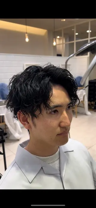 ショート メンズパーマ 岩成健志郎のヘアスタイル