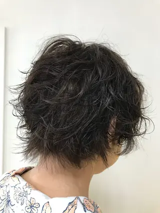 ショート カラー パーマ 横田 尚登のヘアスタイル