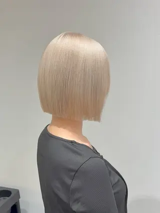 カラー Light所属・✨佐野ハイトーン/ 韓国ヘア💫上岡蓮のヘアスタイル