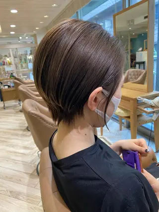 ショート BiBi 藤野あゆみのヘアスタイル