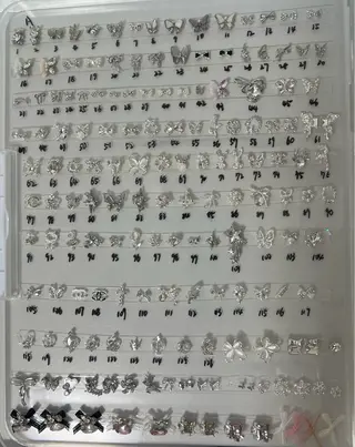 ネイル ^MEOW^ salonのネイルデザイン