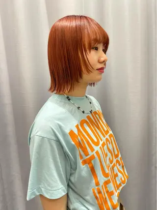 ショート カラー SALOWIN所属・ブリーチ✨ ボブ✨レイヤーのヘアスタイル