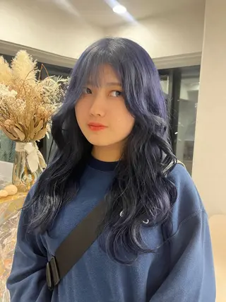 カラー 本田 愛実 (ホンダアミ)のヘアスタイル