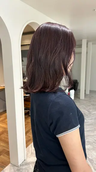 ショート カラー Lomalia Moemiのヘアスタイル