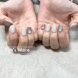 ネイル Eye's More Ochiaiのネイルデザイン