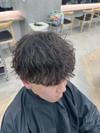 パーマ メンズ 🌀toa/波巻き✨ /メンズパーマ／栄のヘアスタイル
