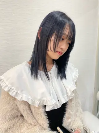 ミディアム inqまい/名古屋駅 🦋ブリーチカラーのヘアスタイル