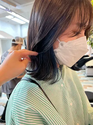 ミディアム カラー KANA/ボブ/ インナーカラー/艶髪のヘアスタイル