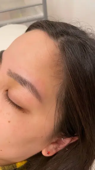 アイブロウ ayaka |トレンドヘアのヘアスタイル