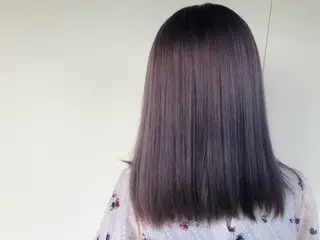 ミディアム カラー Angelica／ WAKOのヘアスタイル