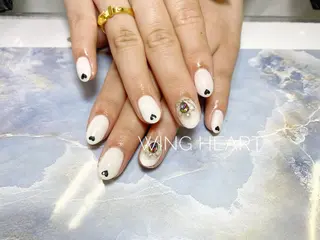 ネイル O. AKINAのネイルデザイン