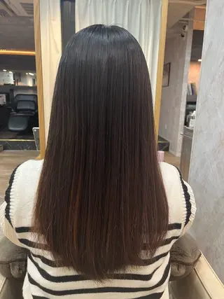 セミロング 飯島 愛深のヘアスタイル