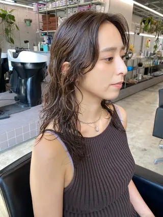 ミディアム パーマ 似合わせカット レイヤーボブウルフのヘアスタイル