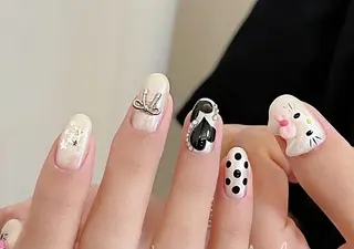 ネイル Pure&Rich Nailのネイルデザイン