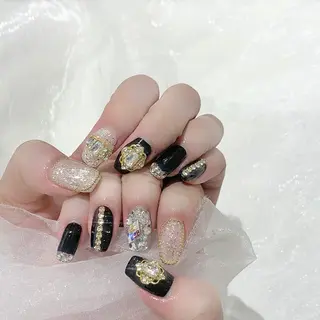 ネイル Kanon 🤍のネイルデザイン