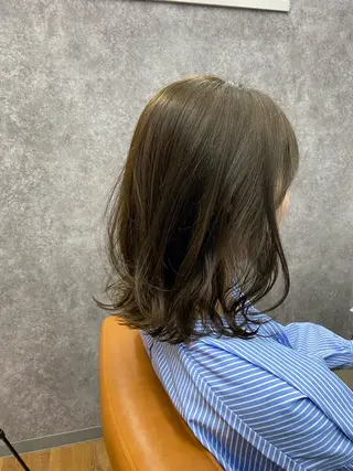 ミディアム cocoa船橋所属・船橋レイヤーカット 川緑　一吹のヘアスタイル