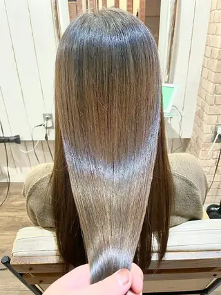 ロング カラー ヘアアレンジ MiU所属・韓国×髪質改善×美髪 縮毛矯正×レイヤーのヘアスタイル