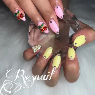 ネイル 加藤 麗華のネイルデザイン