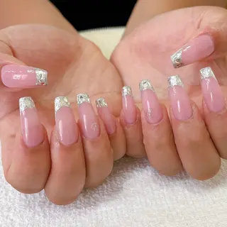 ネイル Ellenail名古屋所属・伊藤 愛のネイルデザイン