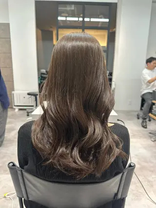 ロング カラー ごとう さなのヘアスタイル