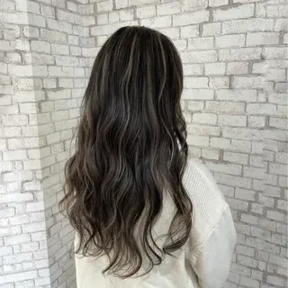 ロング カラー 佐野 優斗のヘアスタイル