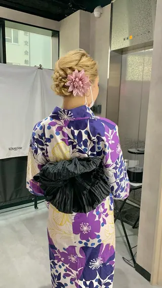 ヘアアレンジ KISS SWAN所属・B E C H I C O〔べち子〕のヘアスタイル