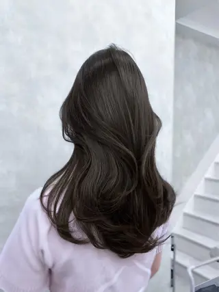 ロング 🚨メンズ曲がる 縮毛矯正りおん🚨のヘアスタイル