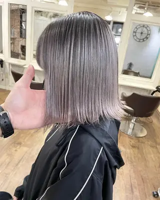 ショート カラー 遠藤 拓馬のヘアスタイル