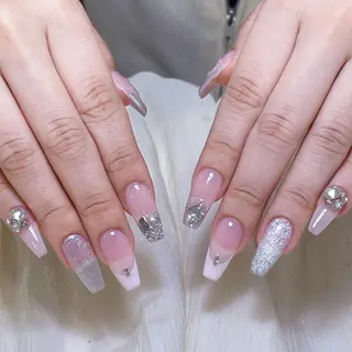 ネイル DIAMOND 💅のネイルデザイン