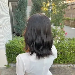 カラー しおり🍬 KOKORO🤍のヘアスタイル