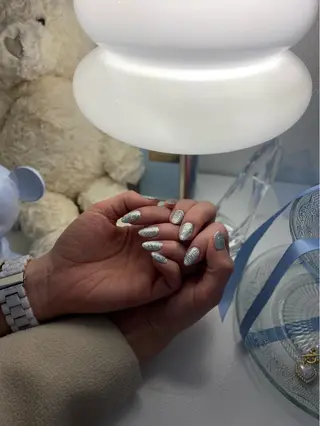 ネイル Mia Hwanyのネイルデザイン