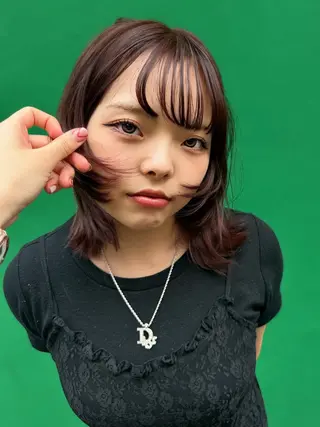ミディアム 🦕しみづ あい🦕のヘアスタイル