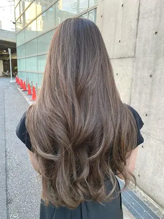 ロング カラー ナナナパレナ所属・NARUSE✂︎ カラースペシャリストのヘアスタイル