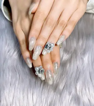 ネイル R yukiのネイルデザイン