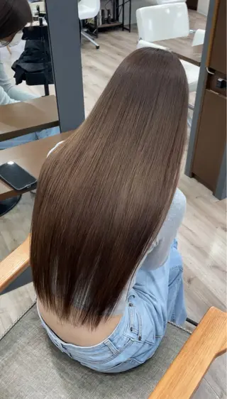 セミロング 德本 奈名美のヘアスタイル