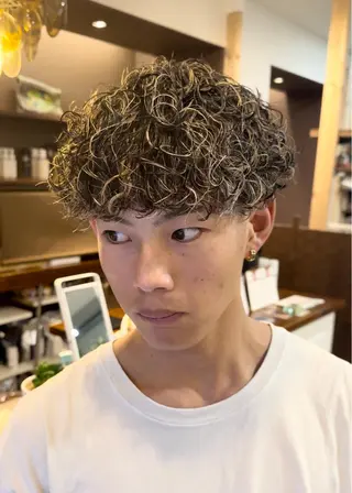 カラー パーマ メンズ 年間2000名担当◎ パーマ職人/仲原佑樹のヘアスタイル