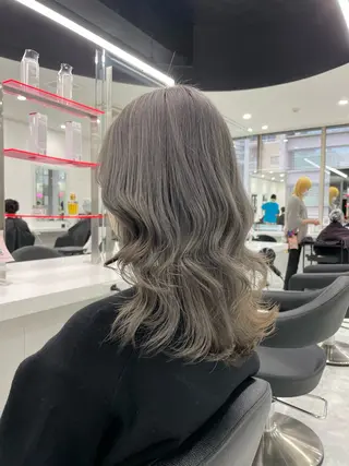 ロング 💍大人デザイン /ハイトーン♡リクトのヘアスタイル