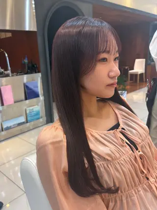 ロング 坂田 愛彩萌のヘアスタイル