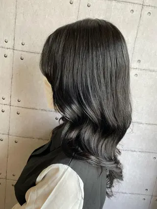 ロング 福元友梨 ディレクター✂️のヘアスタイル