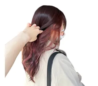 セミロング カラー 透明感カラー/牧内 楓/インナーカラーのヘアスタイル