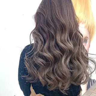 セミロング カラー ブリーチカラー/ 岩破瑞希のヘアスタイル