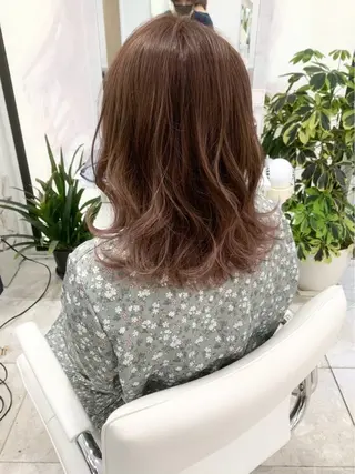 カラー 小澤 奈津美のヘアスタイル