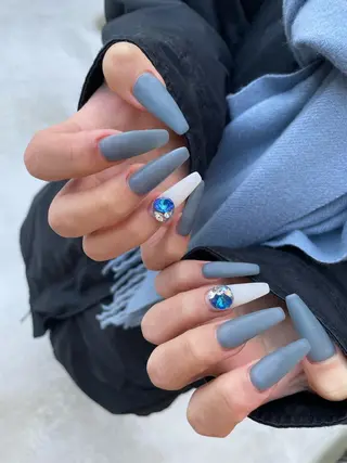 ロング カラー ヘアアレンジ キッズ ネイル マツエク・マツパ アイブロウ 福田 加奈のネイルデザイン